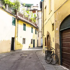  Appartamento Cozybricks In - In Historical Center - Air Cond & Wifi -