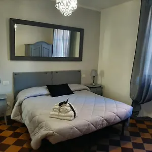 Bed & Breakfast Principe Calaf 3, Lucca